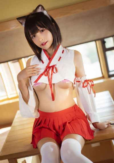 国产巨大胸大乳美女在线播放_1080P在线观看视频
