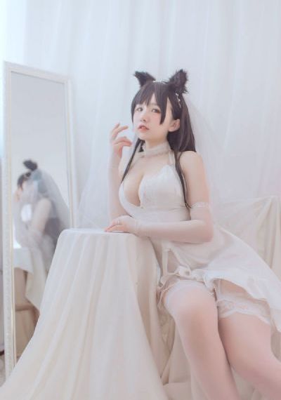 欧美著名av翘臀女神_蓝光免费观看