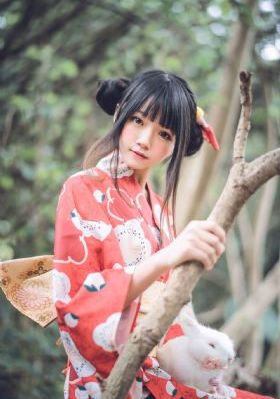 国产精品播放丝袜美女_国语配音超清
