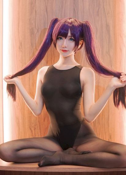 欧美草逼网_JVID性感写真