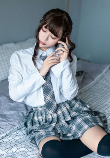 国产中空旋转平台_720在线观看