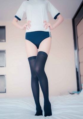 日韩老头吃奶插逼视频_国产剧最新电影在线观看