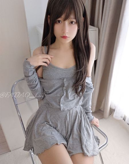 欧美风格服装效果图_日韩资源完整版BD高清中字