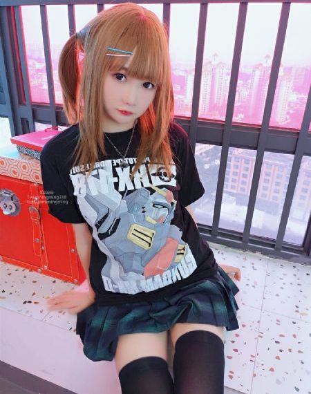 欧美潮男穿搭_1080手机在线看