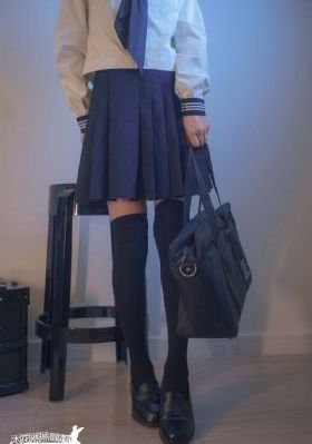 欧美女模特穿搭_DVD动漫免费观看